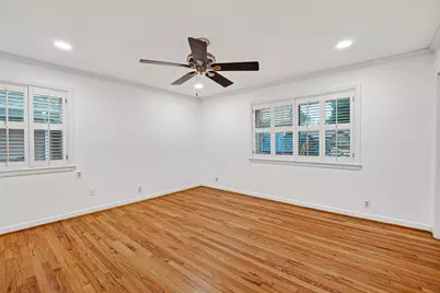 5006 Creekbend Drive, Houston, TX 77035 - Photo 28