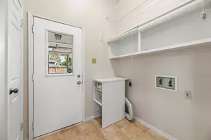 8106 Tall Firs Ln, Houston, TX 77095 - Photo 30