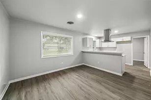 4114 Hill Oak Dr, Houston, TX 77092 - Photo 4