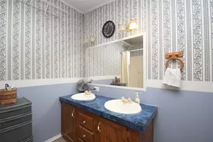 1875 Kayleen Ln, Sealy, TX 77474 - Photo 16