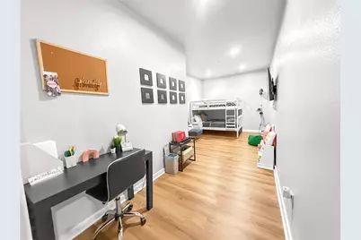 2216 Chenevert Street #4, Houston, TX 77003 - Photo 12