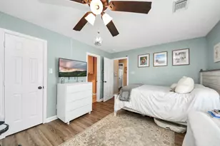 731 Marlin St, Bayou Vista, TX 77563 - Photo 16