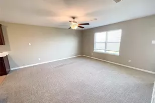 2310 Nautica Terrace Dr, La Marque, TX 77568 - Photo 4