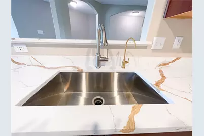 2310 Nautica Terrace Drive, La Marque, TX 77568 - Photo 8