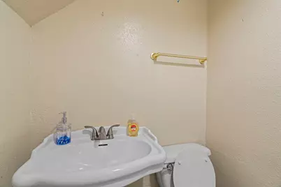 2816 Lafferty Road #4, Pasadena, TX 77502 - Photo 8