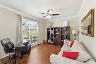 205 Oak Creek Cir, League City, TX 77573 - Photo 4
