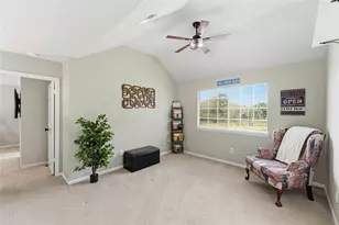 205 Oak Creek Cir, League City, TX 77573 - Photo 12