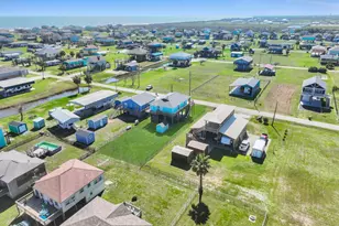 964 S Selwyn Rd, Crystal Beach, TX 77650 - Photo 50