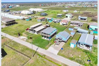 964 S Selwyn Road, Crystal Beach, TX 77650 - Photo 44