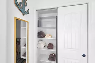 964 S Selwyn Rd, Crystal Beach, TX 77650 - Photo 40