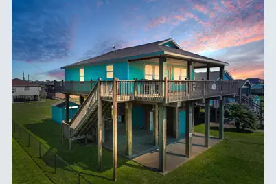 964 S Selwyn Road, Crystal Beach, TX 77650 - Photo 1