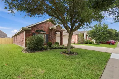 1284 Pinto Pass, Alvin, TX 77511 - Photo 2