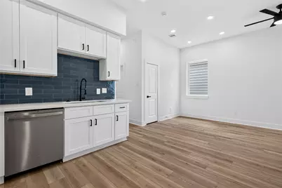 4822 Creekmont Drive #A, Houston, TX 77091 - Photo 8