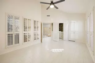 1856 S Gessner Rd, Houston, TX 77063 - Photo 12