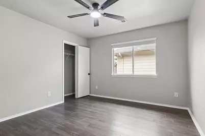 14211 Brunswick Point Lane, Houston, TX 77047 - Photo 12