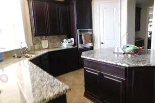 3432 Magnolia Shores Ln, Pearland, TX 77584 - Photo 6