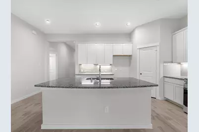 10807 Youngquist Drive, Mont Belvieu, TX 77535 - Photo 6