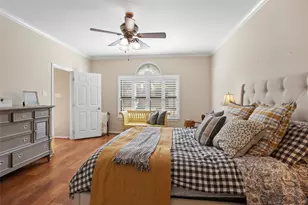 215 Ridgemont Dr, Alvin, TX 77511 - Photo 18
