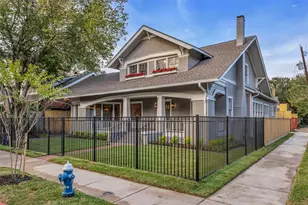 2602 Whitney St, Houston, TX 77006 - Photo 2