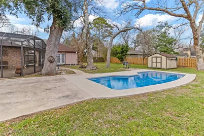 105 Poinciana Street Street, Lake Jackson, TX 77566 - Photo 6