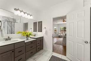 4534 Montcliff Bend Ln, Sugar Land, TX 77479 - Photo 22