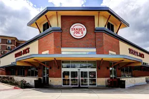 7933 Woodway Dr, Houston, TX 77063 - Photo 10