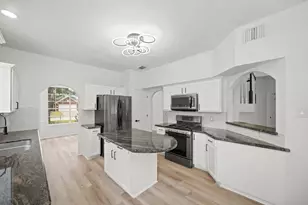 8907 Aberdeen Park Dr, Houston, TX 77095 - Photo 4