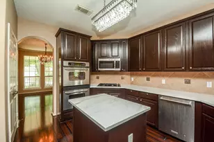 2211 Signal Hill Dr, Pearland, TX 77584 - Photo 10