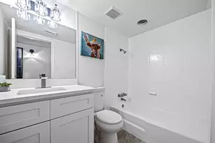 11823 S Willow Cir, Houston, TX 77071 - Photo 28