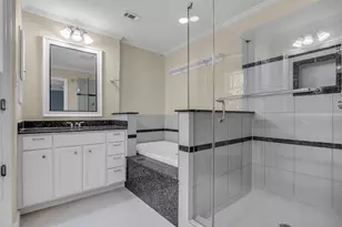 11226 Ivyridge Rd, Houston, TX 77043 - Photo 22