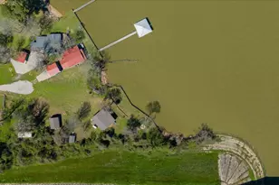 701 Canal Dr, Point Blank, TX 77364 - Photo 42