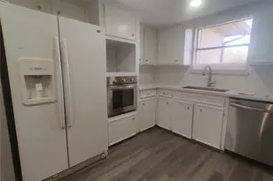 9462 Fuqua St, Houston, TX 77075 - Photo 4