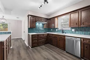 1006 Glouchester Ln, Houston, TX 77073 - Photo 14