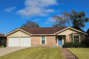 17211 Heritage Bay Dr, Webster, TX 77598 - Photo 1