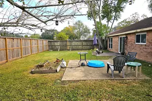 17211 Heritage Bay Dr, Webster, TX 77598 - Photo 20