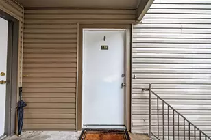 9707 Richmond Ave, Houston, TX 77042 - Photo 2