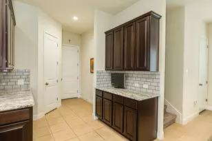 2329 Vineyard Terrace Ln, League City, TX 77573 - Photo 12