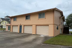 1219 Pilot Ln, Galveston, TX 77554 - Photo 18