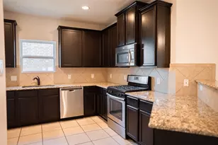 7635 Daisy Port Ln, Conroe, TX 77304 - Photo 6