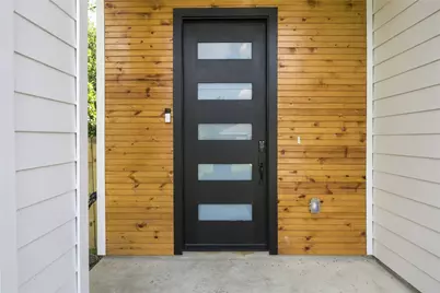 5218 Higgins Street #A/B, Houston, TX 77033 - Photo 2