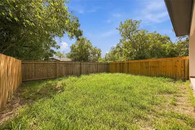 5218 Higgins Street #A/B, Houston, TX 77033 - Photo 26