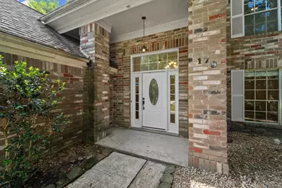 179 Sylvan Forest Drive, The Woodlands, TX 77381 - Photo 4