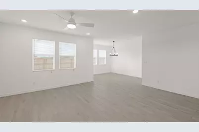 355 West Rose Marie Lane, Montgomery, TX 77356 - Photo 6