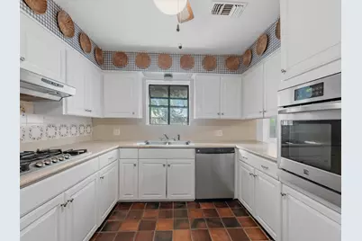 4910 Yarwell Drive, Houston, TX 77096 - Photo 8