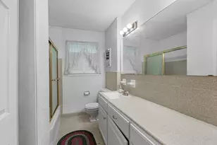 4910 Yarwell Dr, Houston, TX 77096 - Photo 14