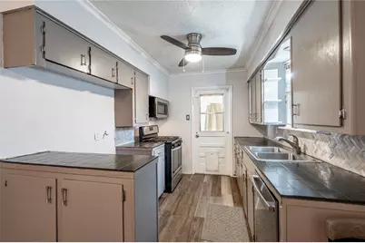 3202 Hays Street, Pasadena, TX 77503 - Photo 10