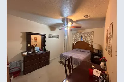 219 Kings Court, Stafford, TX 77477 - Photo 22