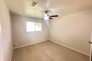 219 Kings Ct, Stafford, TX 77477 - Photo 24