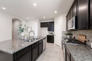 2207 Tonkawa Trl, Katy, TX 77493 - Photo 10