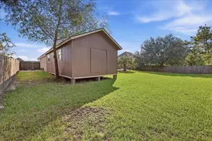 323 Tyler Dr, Lumberton, TX 77657 - Photo 44